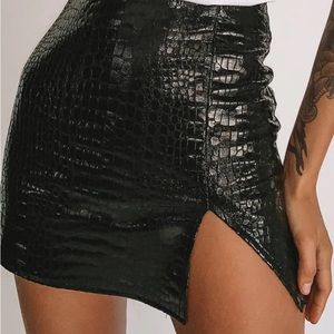 Motel Rocks Croc skirt mini - S NWT